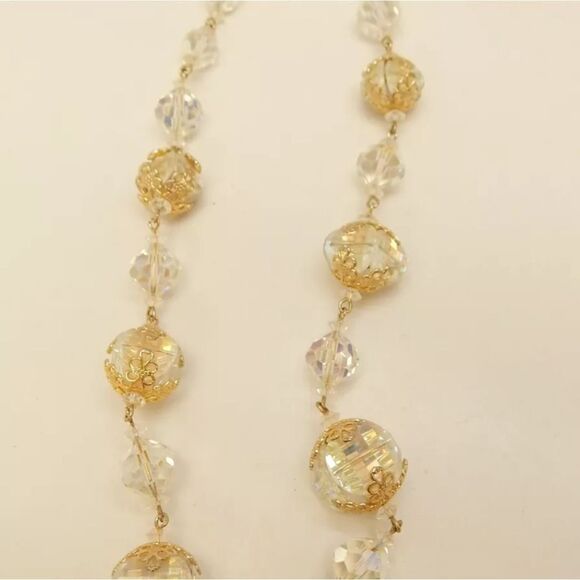 Vintage Vendome Goldtone Aurora Borealis Crystals Graduated Beaded Necklace - Picture 4 of 4